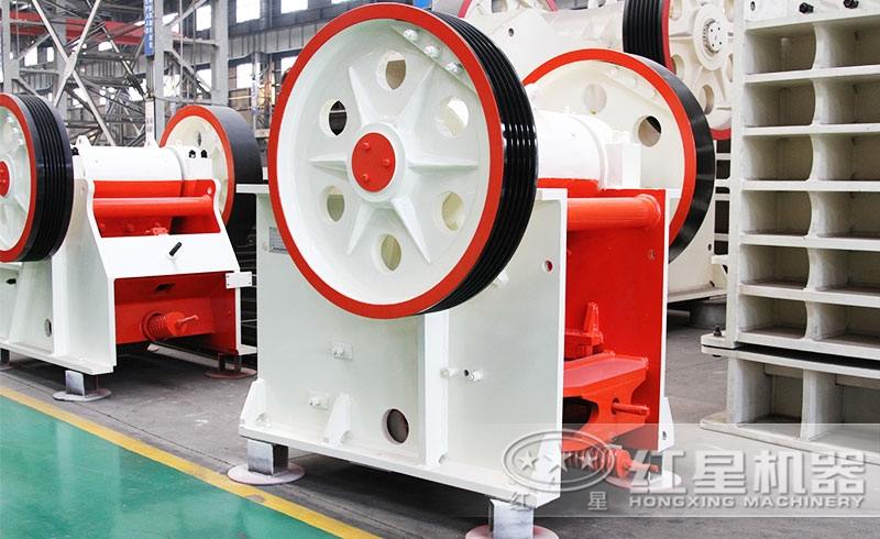 一小時(shí)200噸的石子破碎機(jī)多少錢？